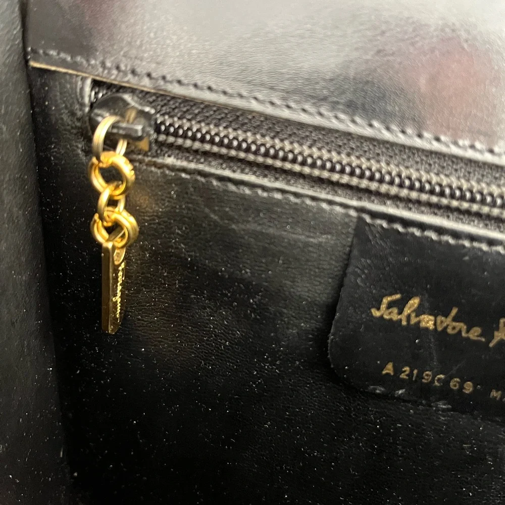 Auth VTG FERRAGAMO Leather Bag - Picture 9 of 10